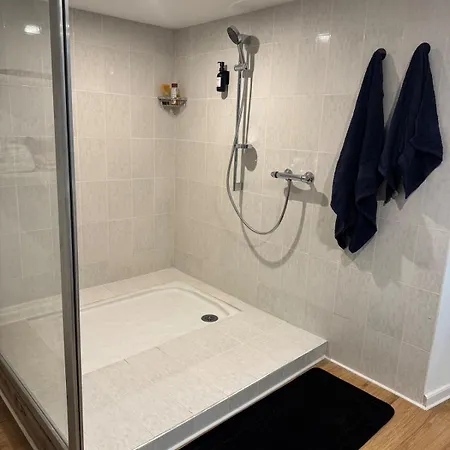 3 * Montignac-Lascaux
